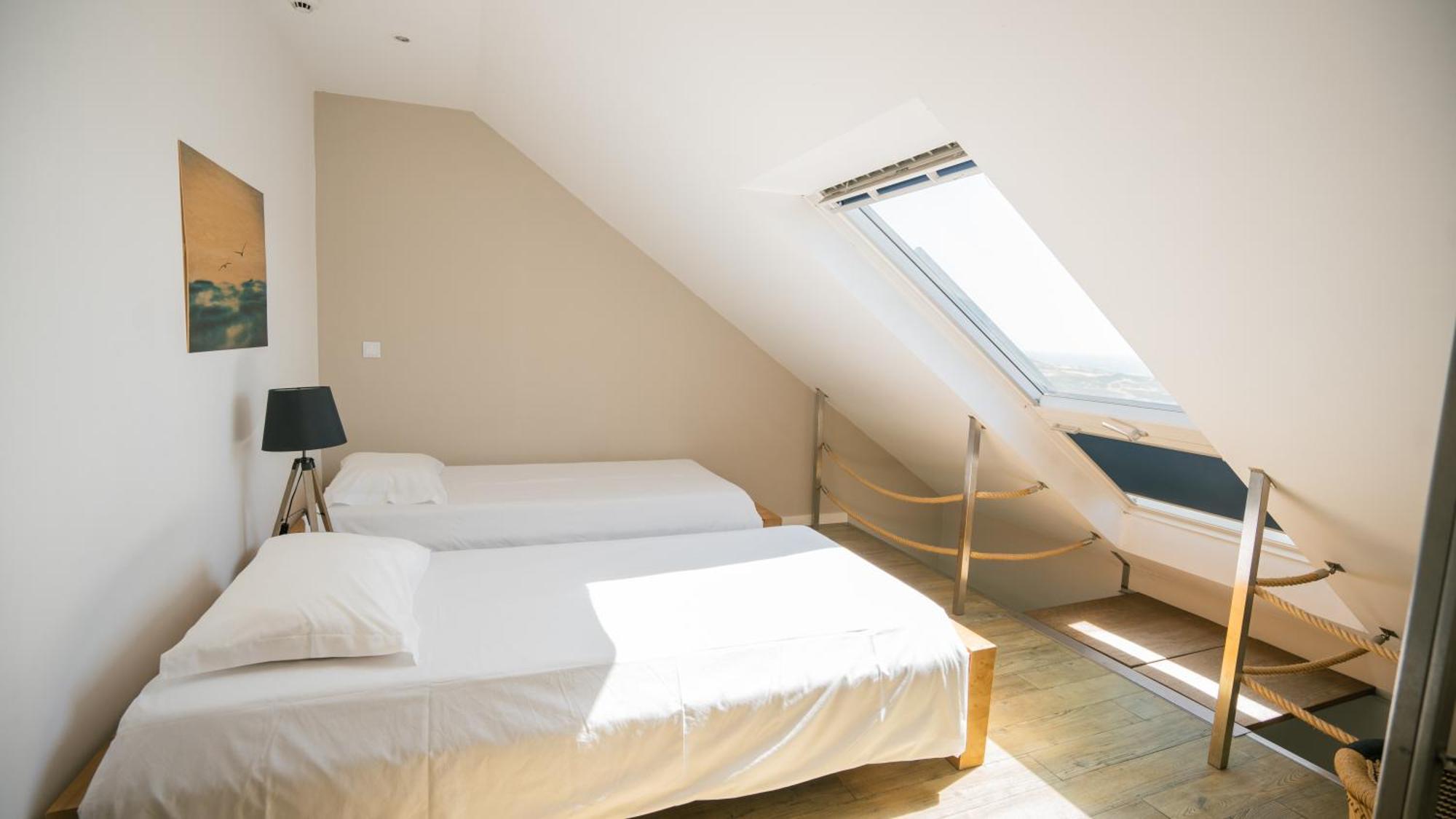 Hostel Lapoint Surf Camp Ericeira Exterior foto