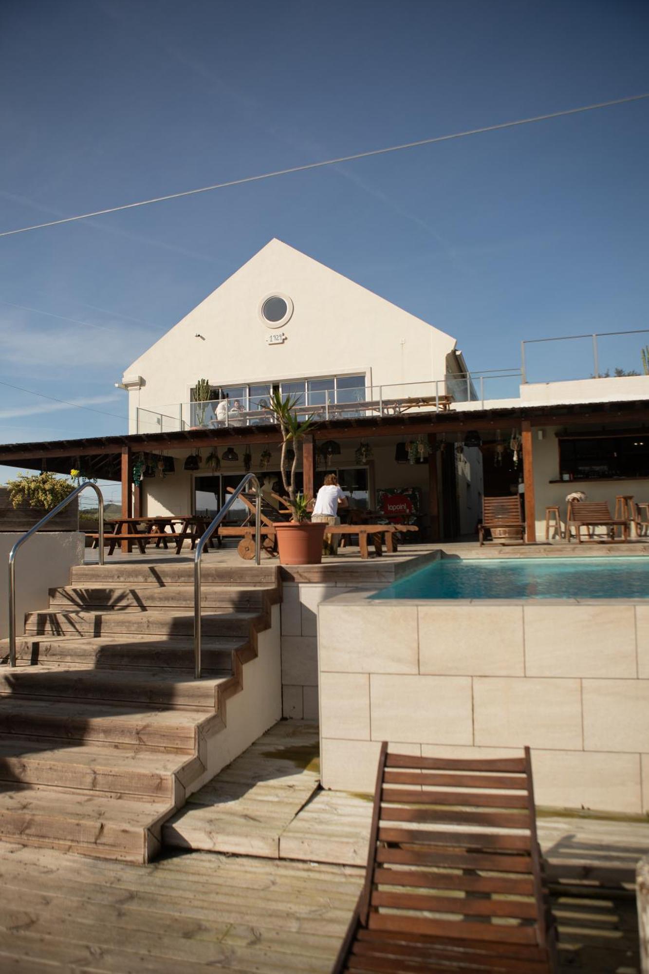 Hostel Lapoint Surf Camp Ericeira Exterior foto