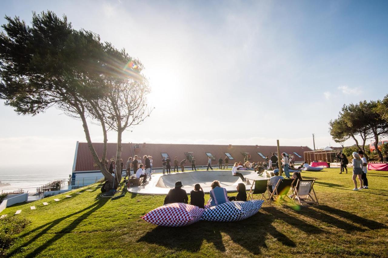 Hostel Lapoint Surf Camp Ericeira Exterior foto