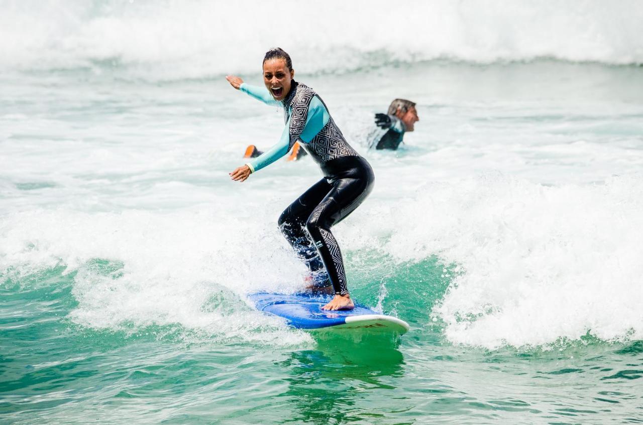 Hostel Lapoint Surf Camp Ericeira Exterior foto
